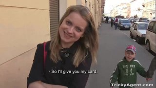 Ndërlikuar Agjent Saj pidhi është i lagësht dhe të shtrënguar