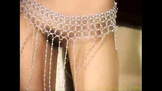 رقص سولو لڑکی اچھی a4U - Lincy Leaw