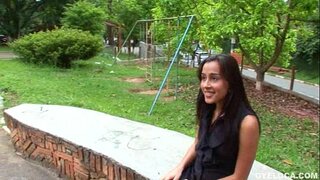 Latina ontvangen warme facials na het krijgen van haar kut en kont geneukt hard