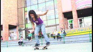 Punk skateboarder latyns met die naam Diana Delgado om haar stywe poesie fucked hard