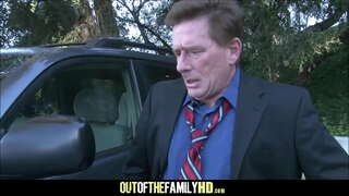 Маладая Бландынка Сям&#039;ёй Трахацца З Айчымам і Хлопчыкам