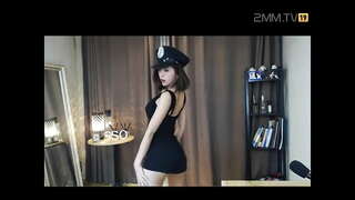 Il Su WAN uniformi Sħun Żfin