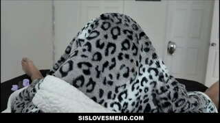 Cute Muda cinta Remaja Stepsister Halloween Fuck Untuk Stepbro POV