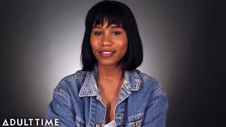 Jenna Haze Masturbates &amp; amp; kalba apie tai!