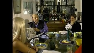 Ужпи-юн ас чебер блондинкаос Ханне инструментъёсын моряк отсасывать