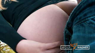 Konzervativno videti gospa CLAUDIA SWEA mu pokaže njen notranji kurba in gre vse v javnost (CELOTNO SCENO)! ▁▃▅▆ VOLK WAGNER DATUM ▆▅▃▁ wolfwagner.datum