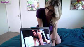 Մայրիկի Թույլ է տալիս ինձ, եղունգների նրա կեղտոտ дырку, իսկ հետո глотает իմ Համարձակ բեռը, իսկ հետո ցանկանում է Մեկ - Կարմրուկի Chase